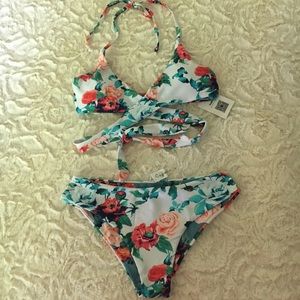 Reversible Colorful Cupshe Wrap Bikini Set